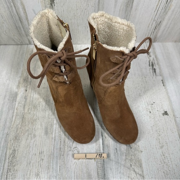 Michael Kors Rory Brown Lace Up Round Toe Suede Ankle Boots #198 - Picture 9 of 11